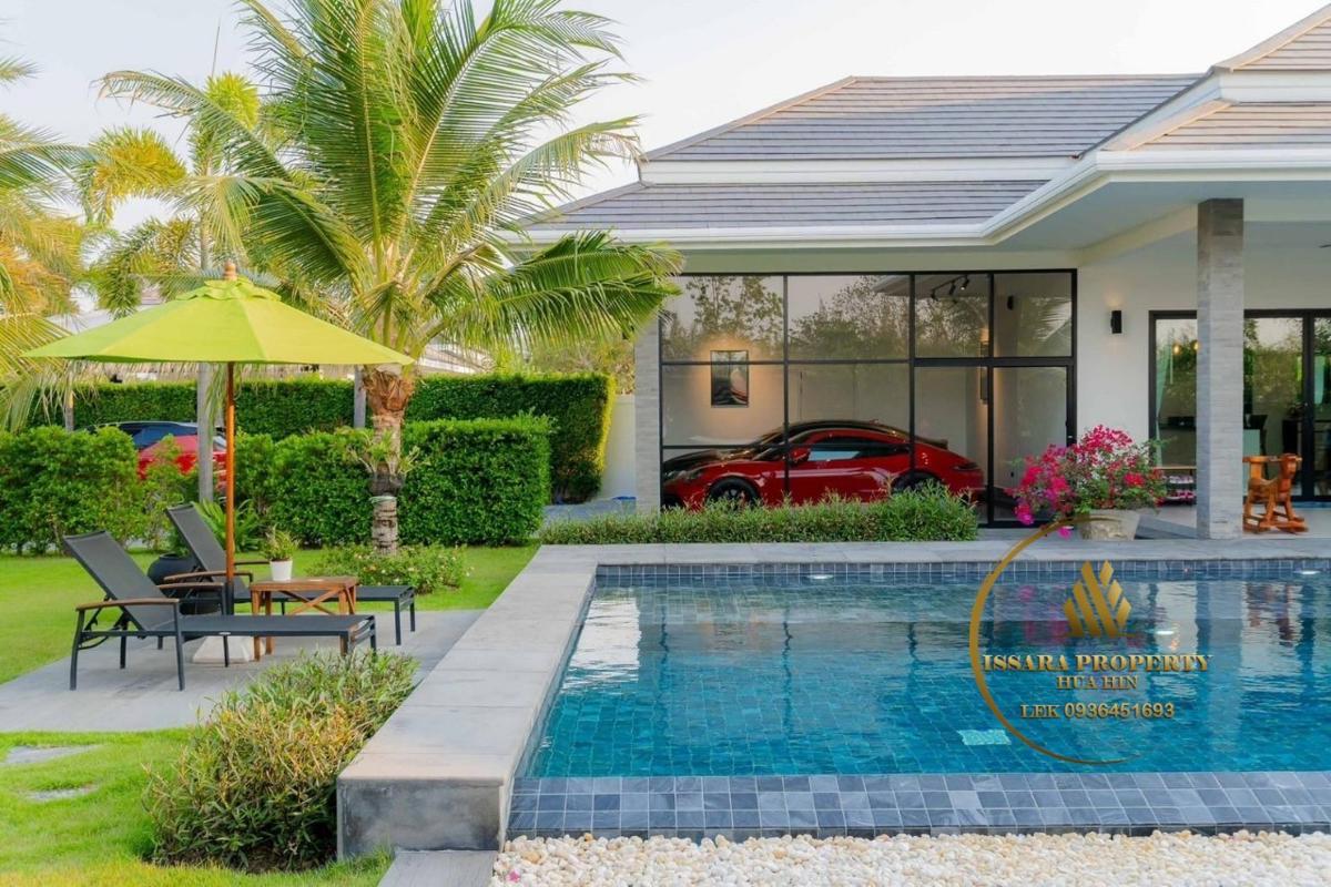 Luxury 4 Bedrooms Pool Villa For Sale At The Clouds Hua Hin – Cha-Am
