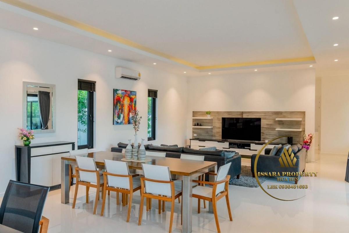 Luxury 4 Bedrooms Pool Villa For Sale At The Clouds Hua Hin – Cha-Am
