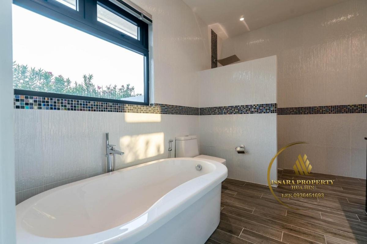 Luxury 4 Bedrooms Pool Villa For Sale At The Clouds Hua Hin – Cha-Am