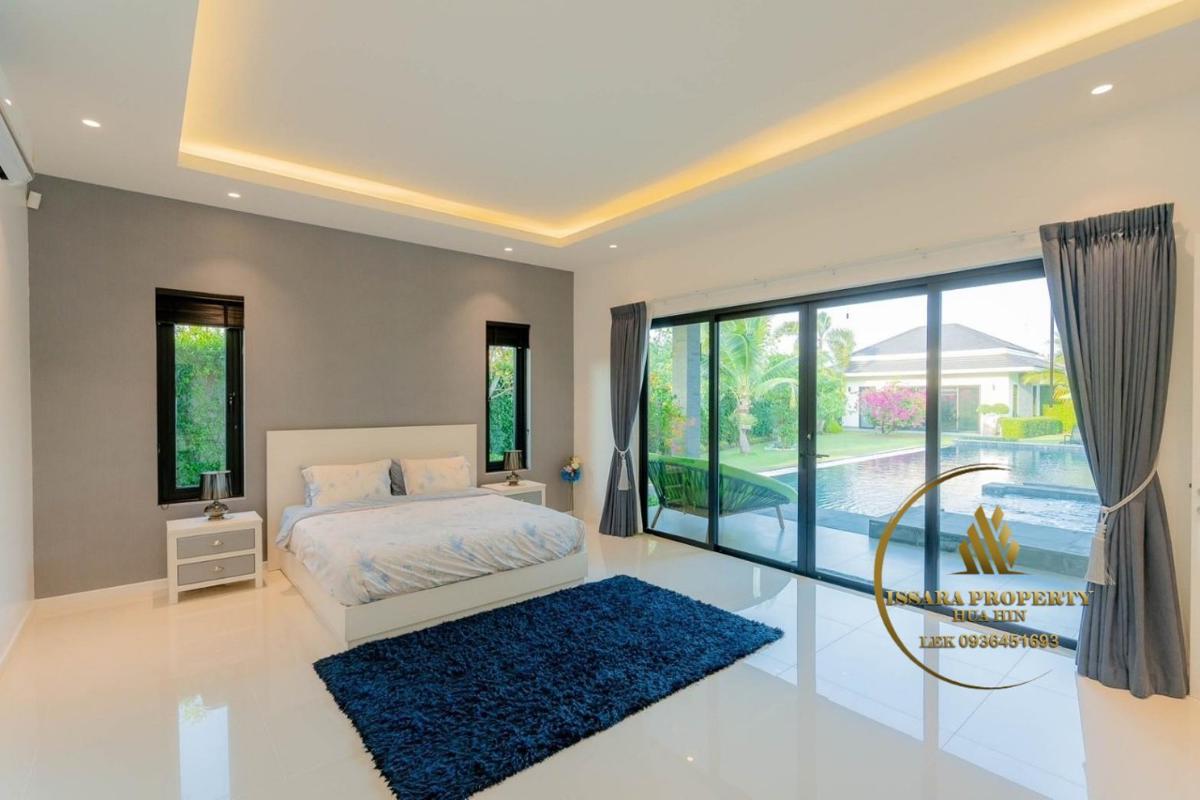 Luxury 4 Bedrooms Pool Villa For Sale At The Clouds Hua Hin – Cha-Am
