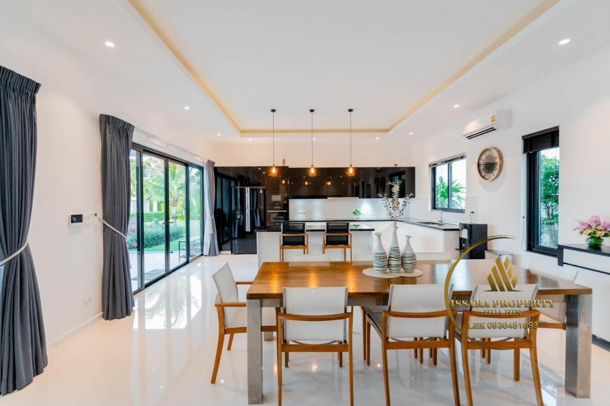Luxury 4 Bedrooms Pool Villa For Sale At The Clouds Hua Hin – Cha-Am