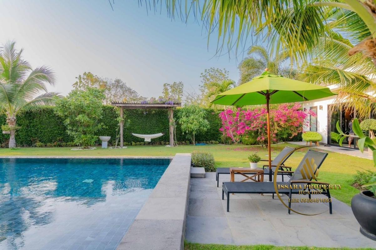 Luxury 4 Bedrooms Pool Villa For Sale At The Clouds Hua Hin – Cha-Am