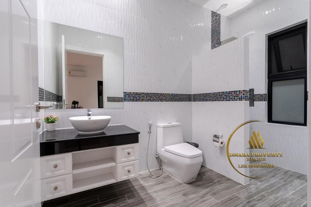 Luxury 4 Bedrooms Pool Villa For Sale At The Clouds Hua Hin – Cha-Am