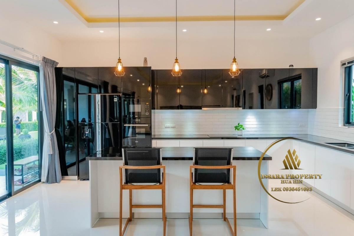 Luxury 4 Bedrooms Pool Villa For Sale At The Clouds Hua Hin – Cha-Am
