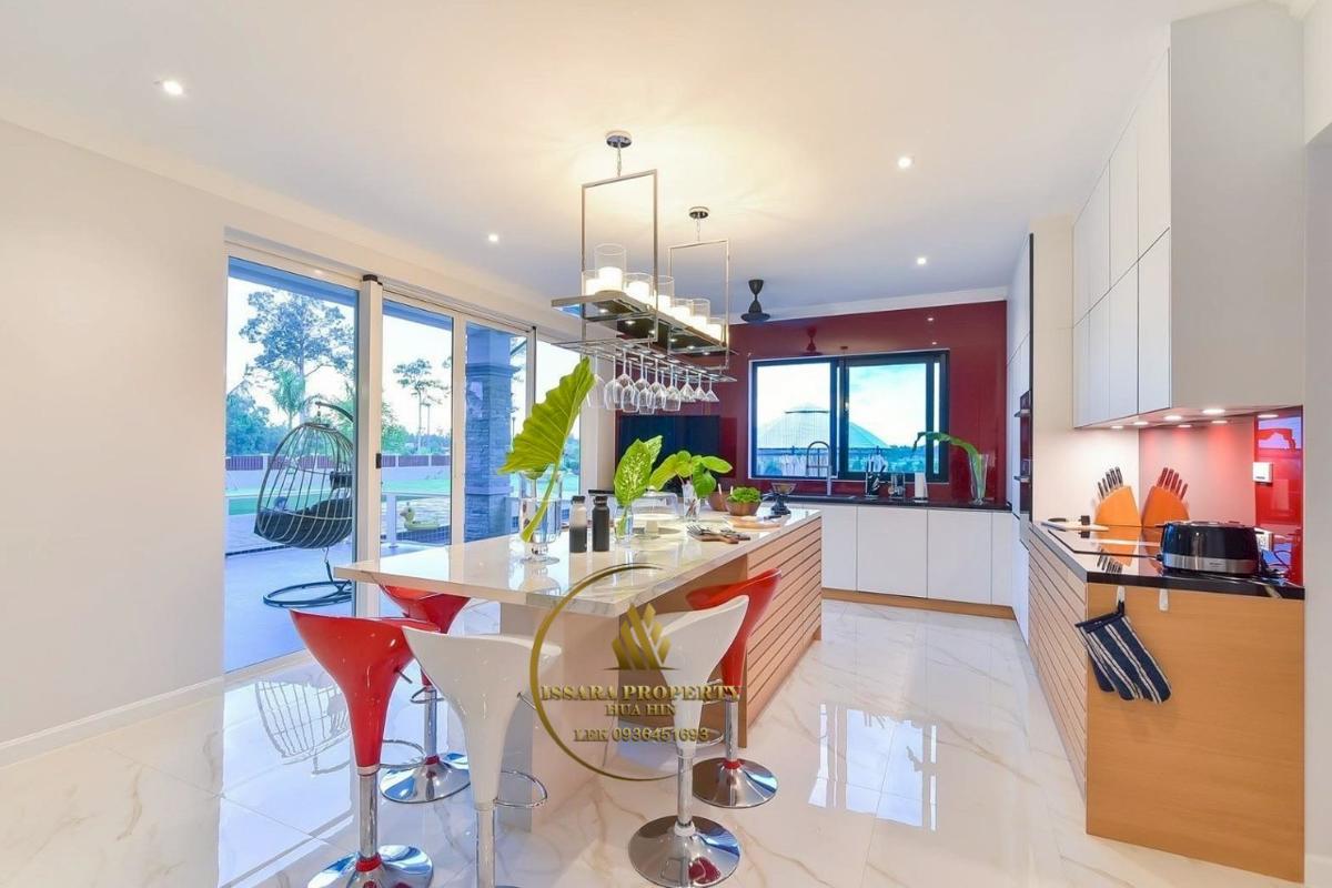 Large Land And Luxury Modern Pool Villa At Hua Hin – Tab Tai For Sale