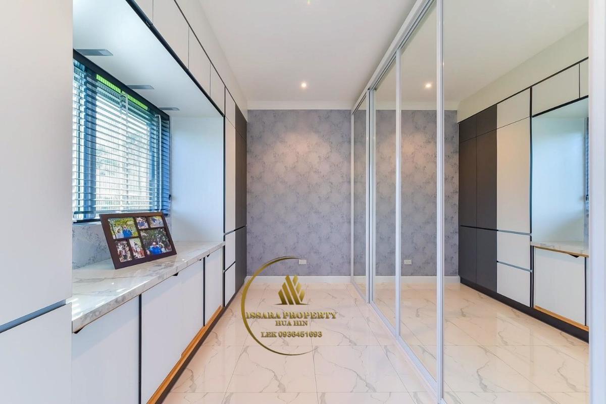 Large Land And Luxury Modern Pool Villa At Hua Hin – Tab Tai For Sale