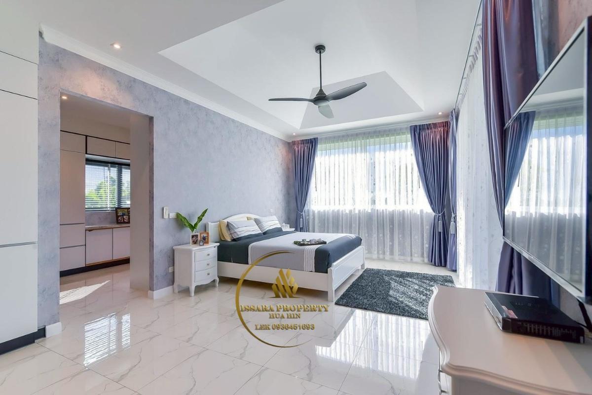 Large Land And Luxury Modern Pool Villa At Hua Hin – Tab Tai For Sale