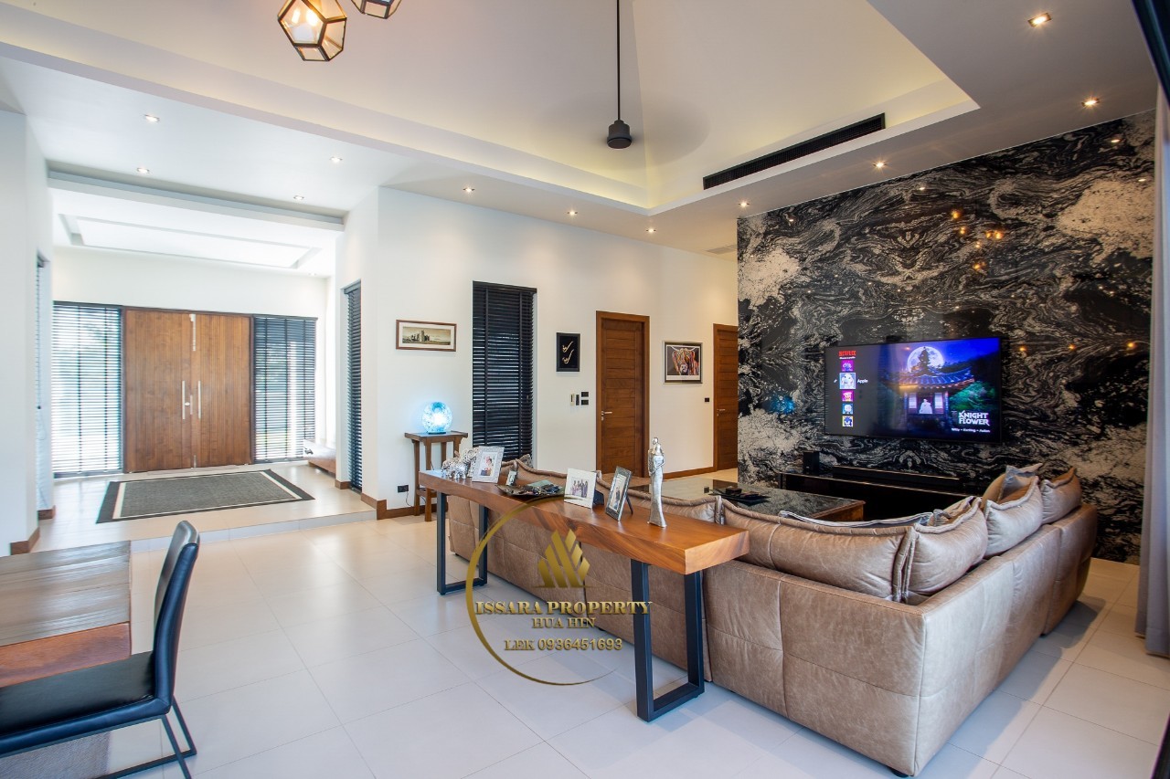 Luxury Pool Villa With Fully Furnished At Baan Hin Lek Fai For Sale