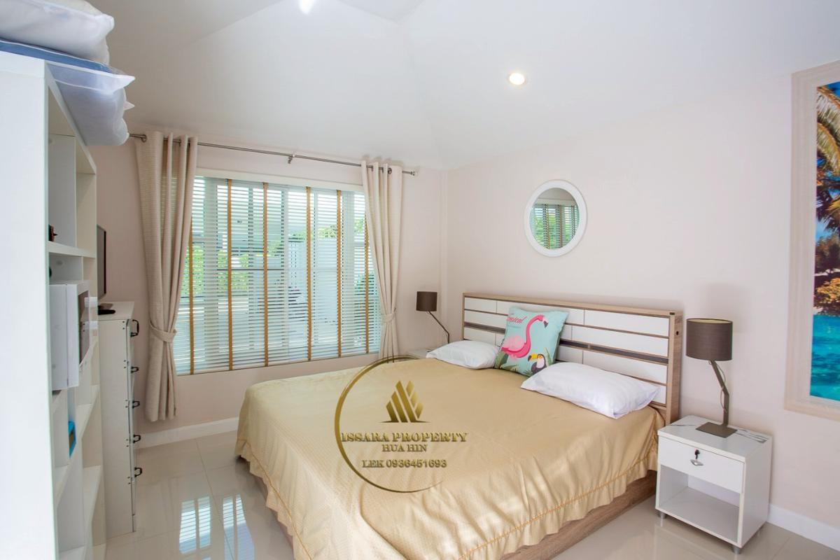 Nice 3 Bedrooms Pool Villa At Eeden Village for Sale