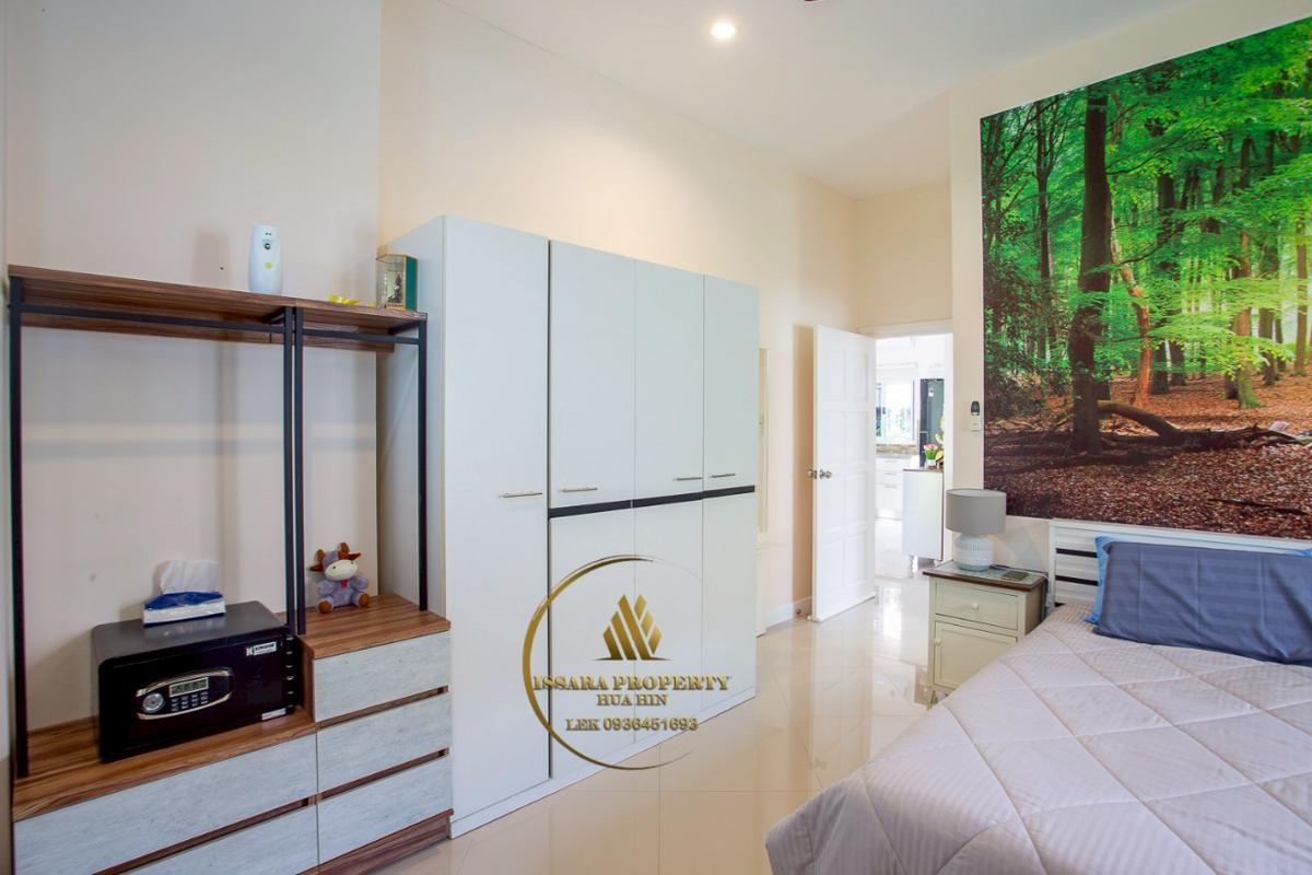 Nice 3 Bedrooms Pool Villa At Eeden Village for Sale