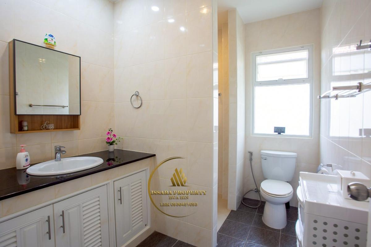 Nice 3 Bedrooms Pool Villa At Eeden Village for Sale