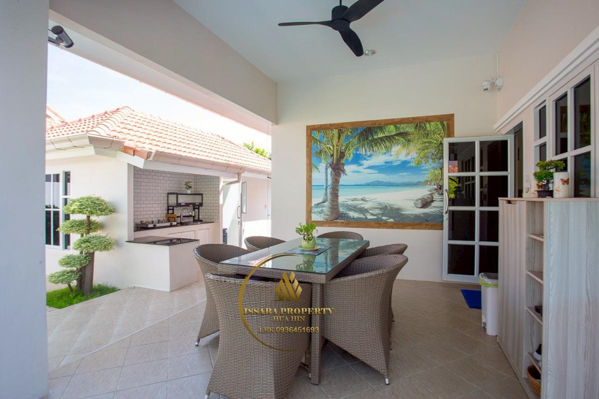 Nice 3 Bedrooms Pool Villa At Eeden Village for Sale
