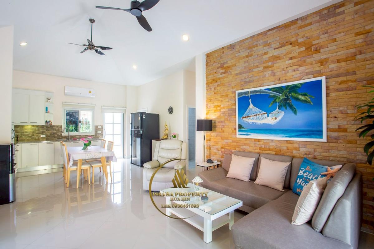 Nice 3 Bedrooms Pool Villa At Eeden Village for Sale