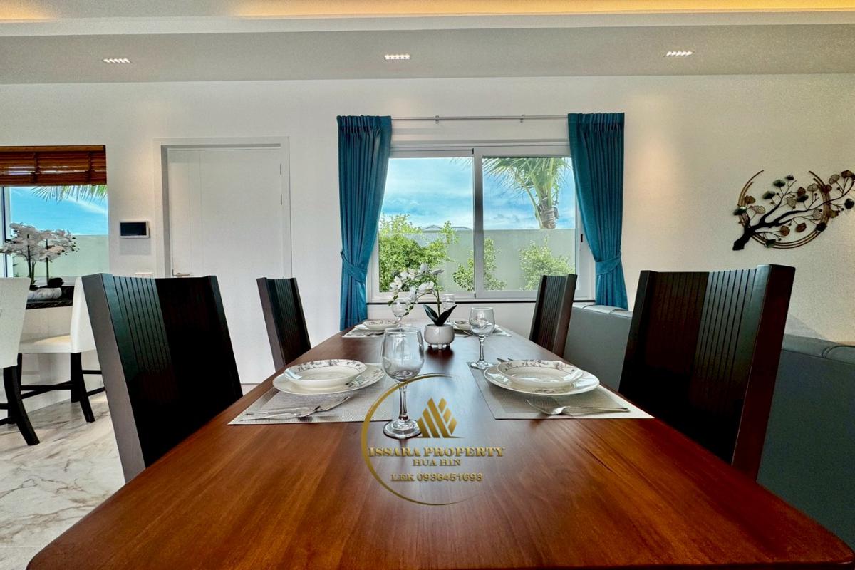 Quality Pool Villa Near Black Mountain Golf Course For Sale
