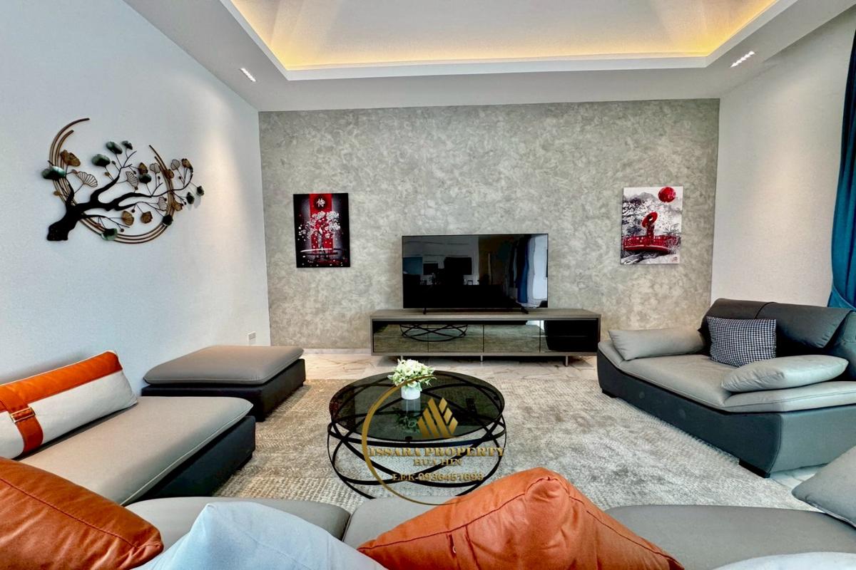 Quality Pool Villa Near Black Mountain Golf Course For Sale