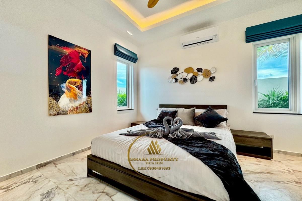 Quality Pool Villa Near Black Mountain Golf Course For Sale