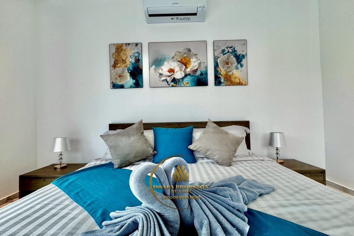 Quality Pool Villa Near Black Mountain Golf Course For Sale