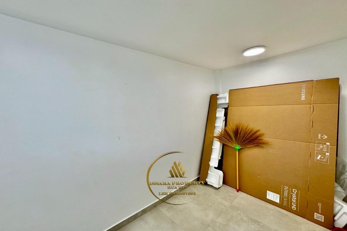 Quality Pool Villa Near Black Mountain Golf Course For Sale