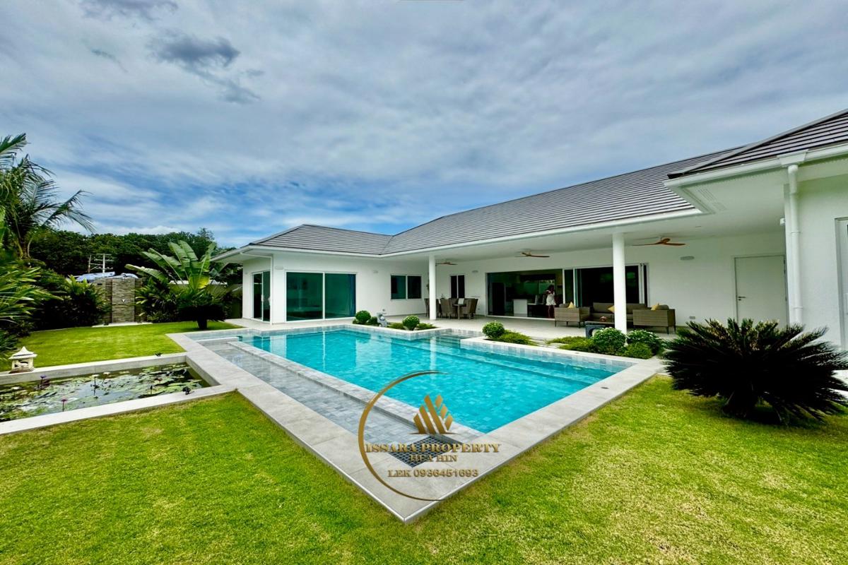 Quality Pool Villa Near Black Mountain Golf Course For Sale