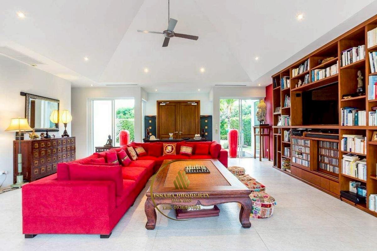 Spacious Luxury Pool Villa At Baan Ingphu Hua Hin For Sale