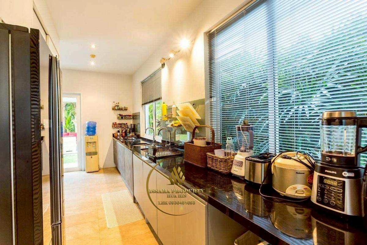 Spacious Luxury Pool Villa At Baan Ingphu Hua Hin For Sale