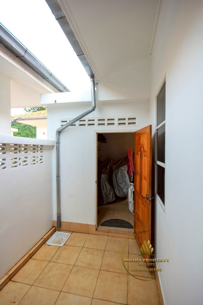 Fully Furnished 3-Bedroom Pool Villa at Norway Garden Hua Hin Soi 94 For Sale