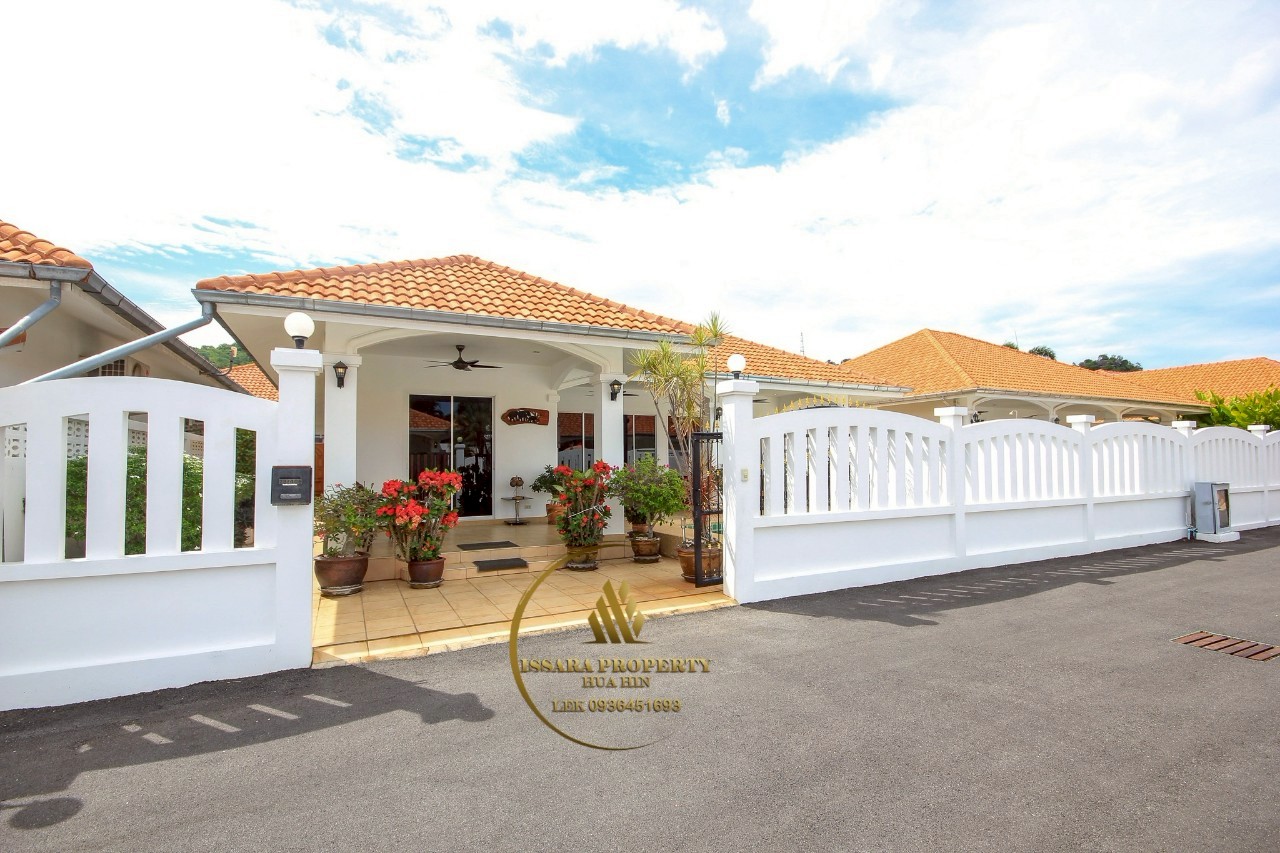 Fully Furnished 3-Bedroom Pool Villa at Norway Garden Hua Hin Soi 94 For Sale