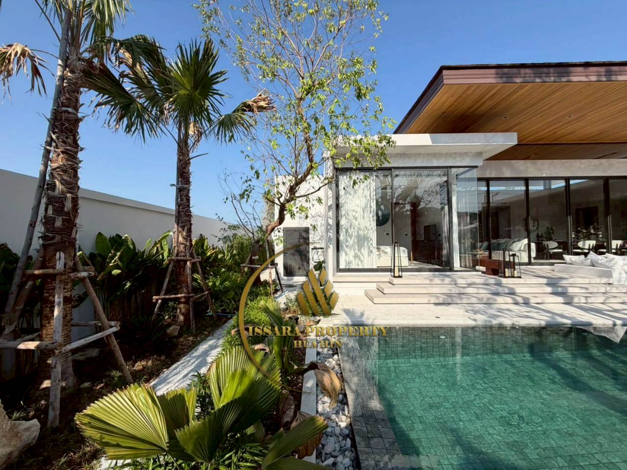 https://star-property-huahin.com/property/exclusive-modern-loft-pool-villa-with-mountain-views-hua-hin-soi-126/