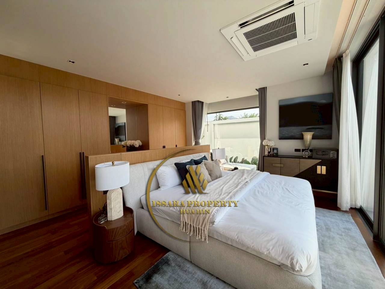 https://star-property-huahin.com/property/exclusive-modern-loft-pool-villa-with-mountain-views-hua-hin-soi-126/