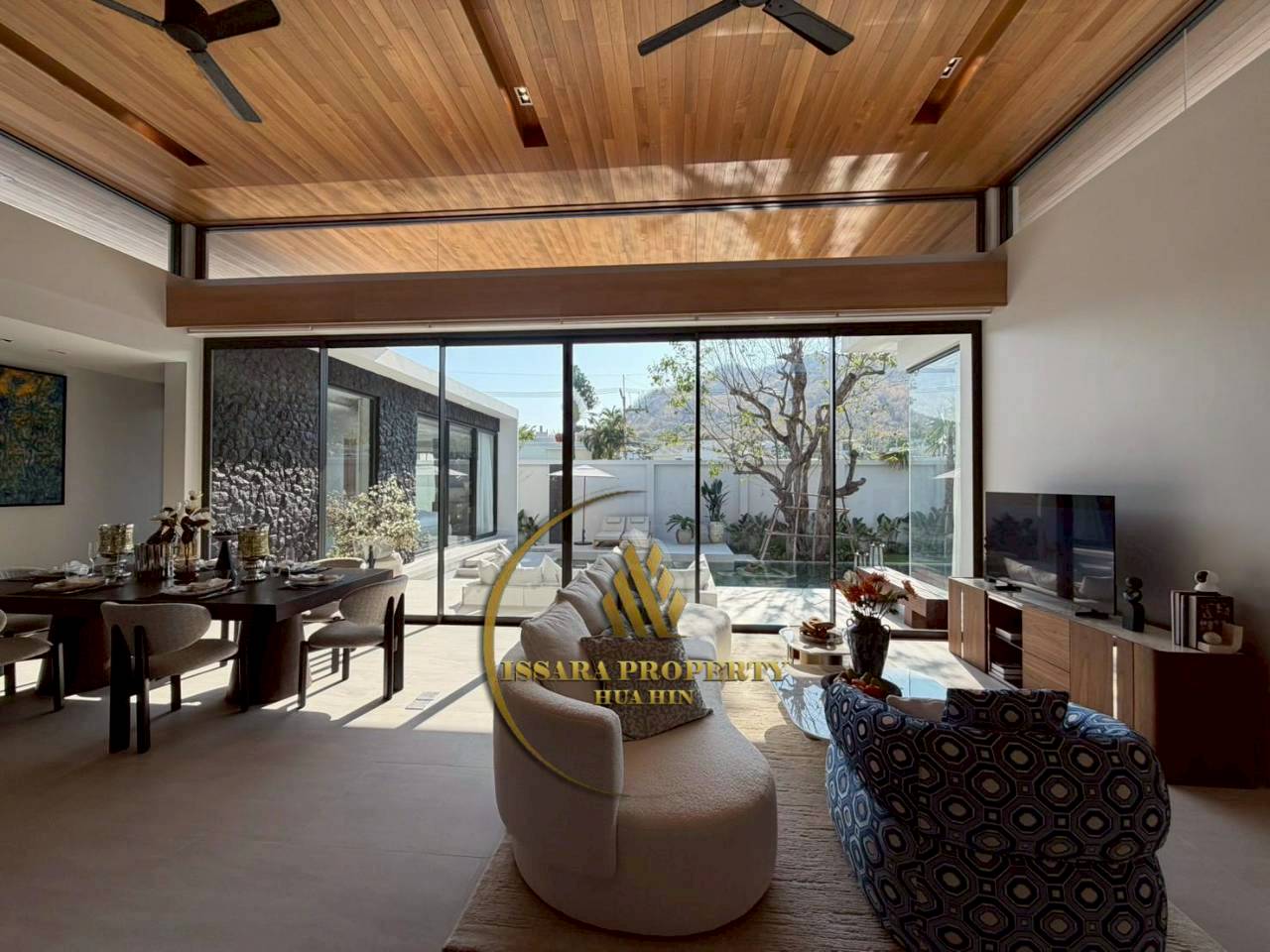 https://star-property-huahin.com/property/exclusive-modern-loft-pool-villa-with-mountain-views-hua-hin-soi-126/