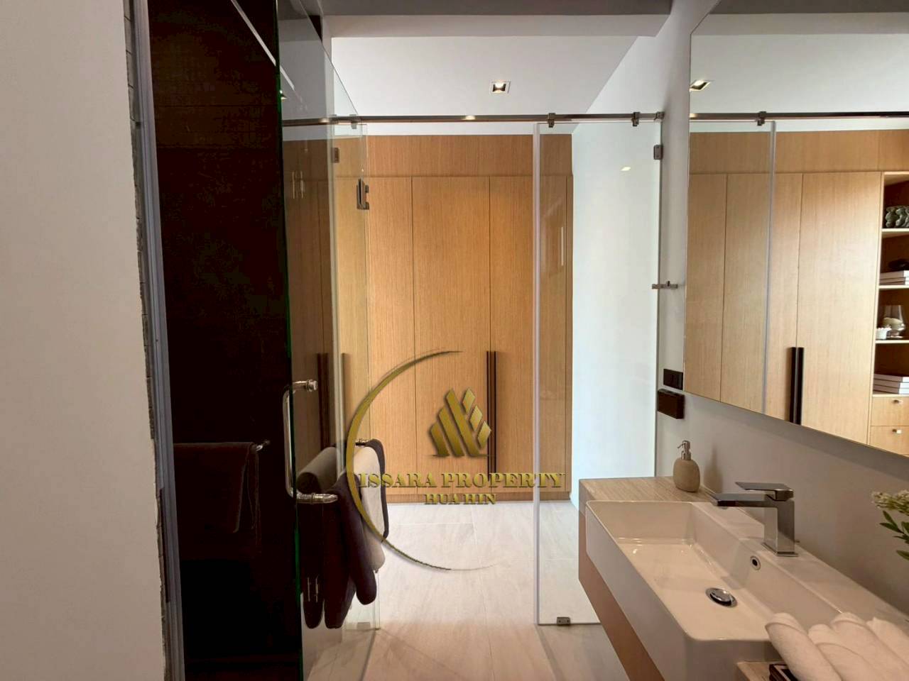 https://star-property-huahin.com/property/exclusive-modern-loft-pool-villa-with-mountain-views-hua-hin-soi-126/