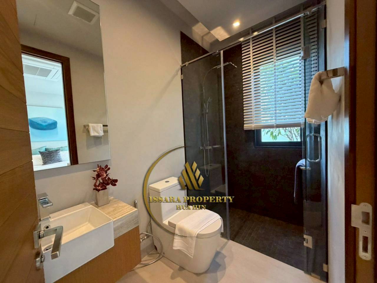 https://star-property-huahin.com/property/exclusive-modern-loft-pool-villa-with-mountain-views-hua-hin-soi-126/