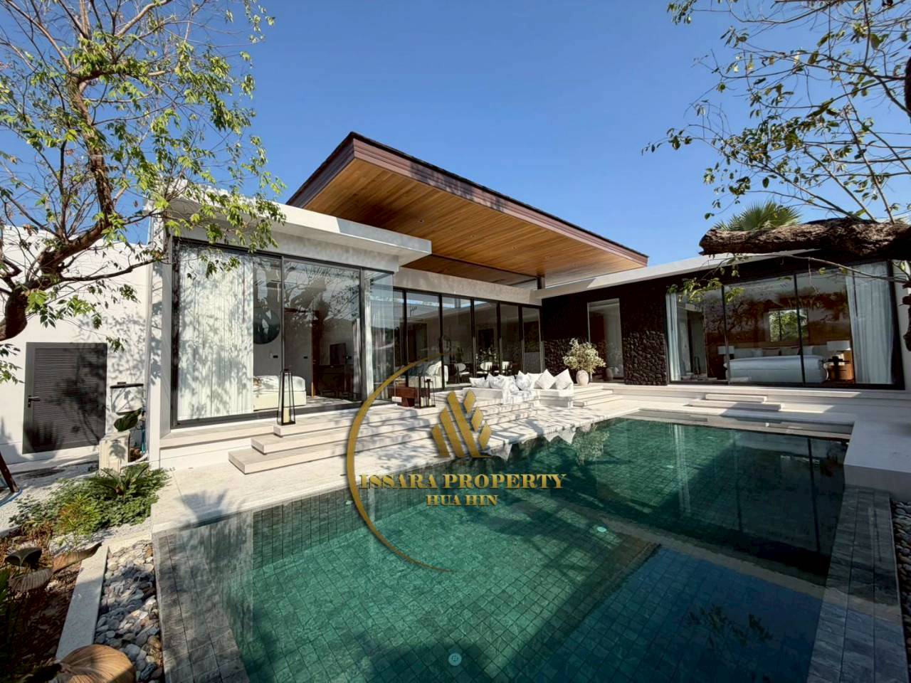 https://star-property-huahin.com/property/exclusive-modern-loft-pool-villa-with-mountain-views-hua-hin-soi-126/