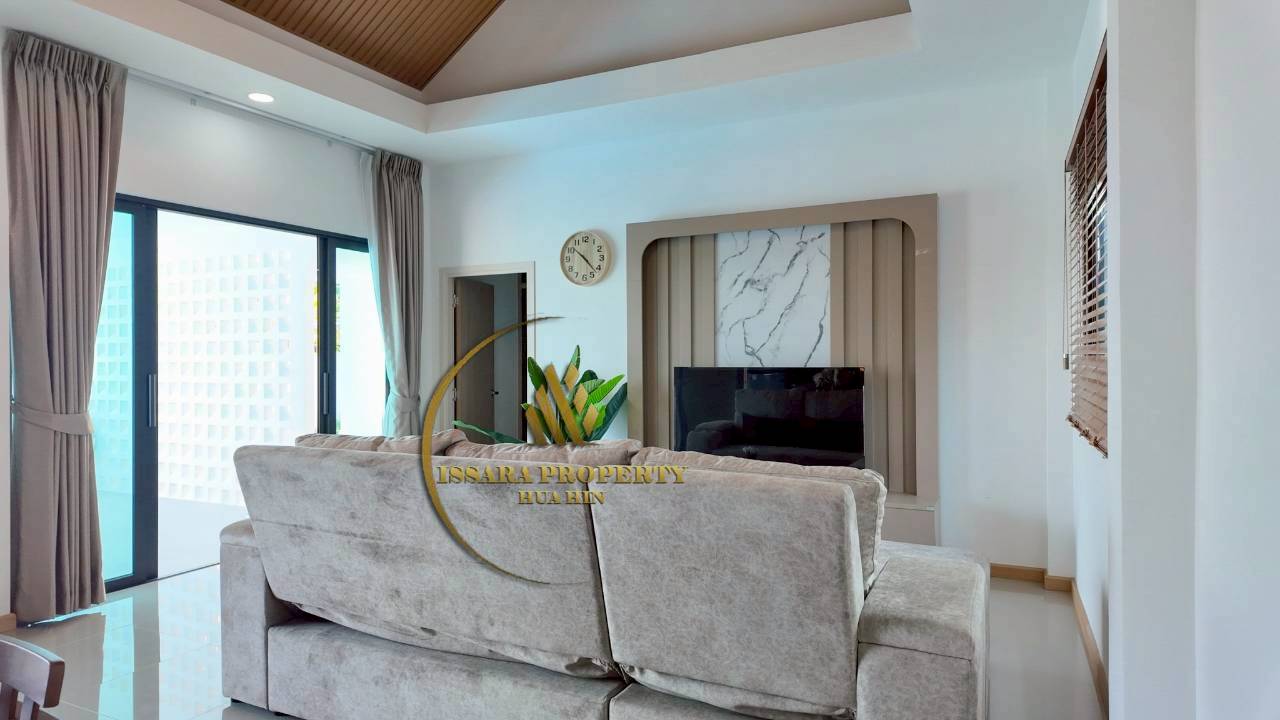 Charming Pool Villa in Prime Hua Hin Location – Soi 102 For Sale