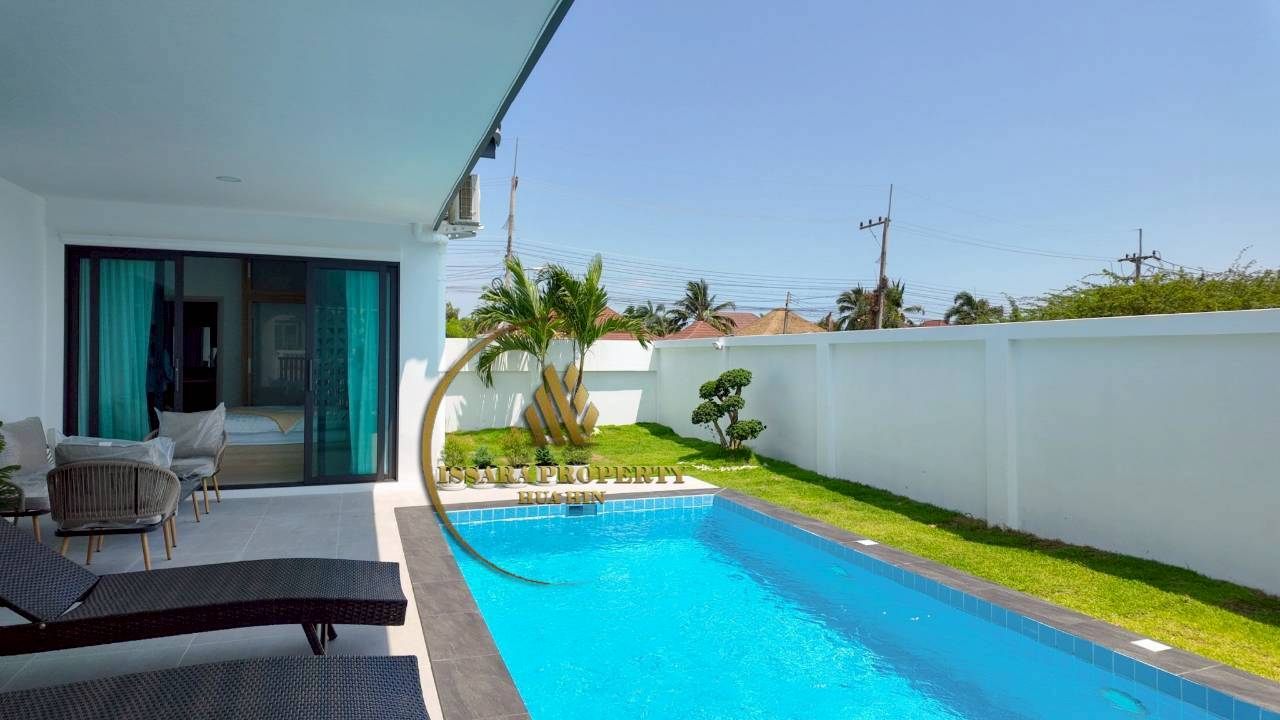 Charming Pool Villa in Prime Hua Hin Location – Soi 102 For Sale