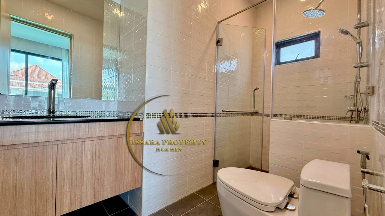 Elegant 3-Bedroom Luxury Pool Villa in a Private & Peaceful Setting For Sale