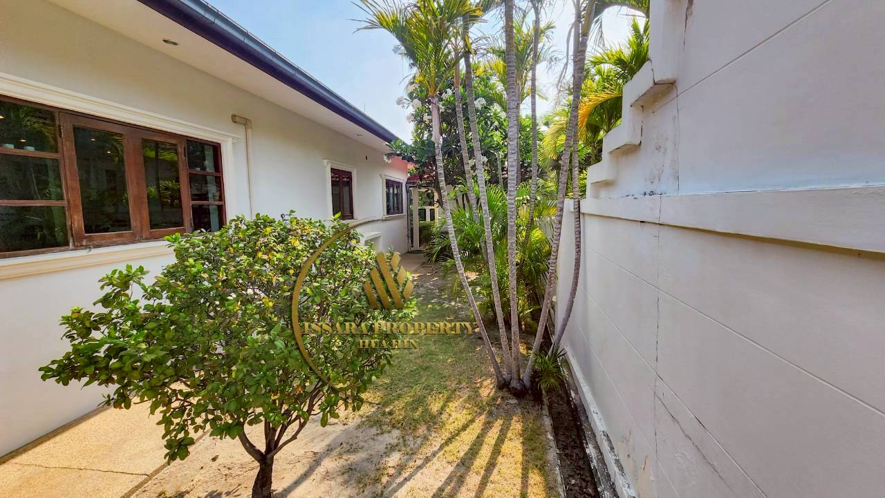 Prime Location And Fully Furnished Pool Villa At Hua Hin Soi 114