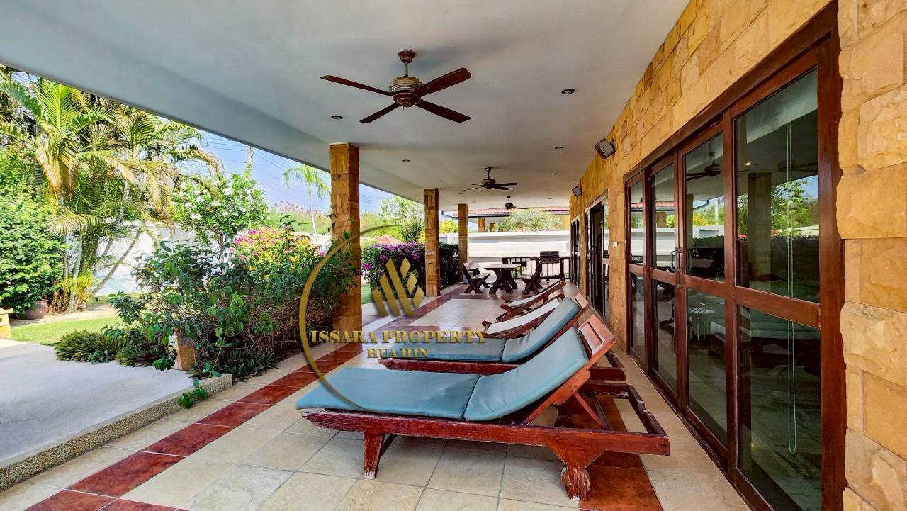 Prime Location And Fully Furnished Pool Villa At Hua Hin Soi 114
