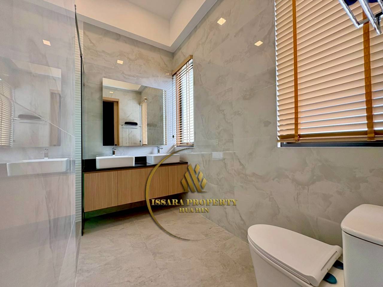 Exclusive 4-Bedroom Private Pool Villa – Luxury Living in Hua Hin For Sale