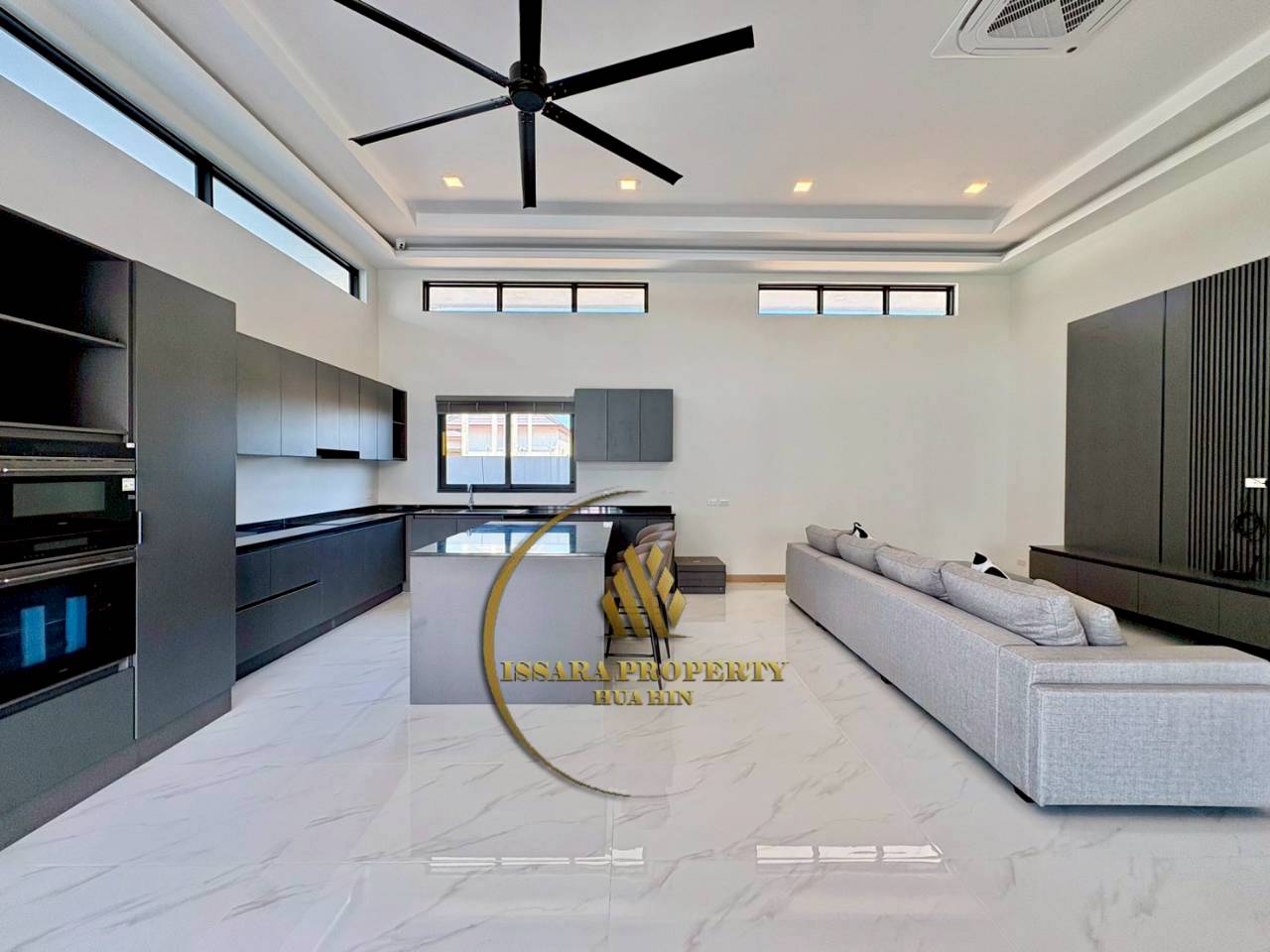 Exclusive 4-Bedroom Private Pool Villa – Luxury Living in Hua Hin For Sale