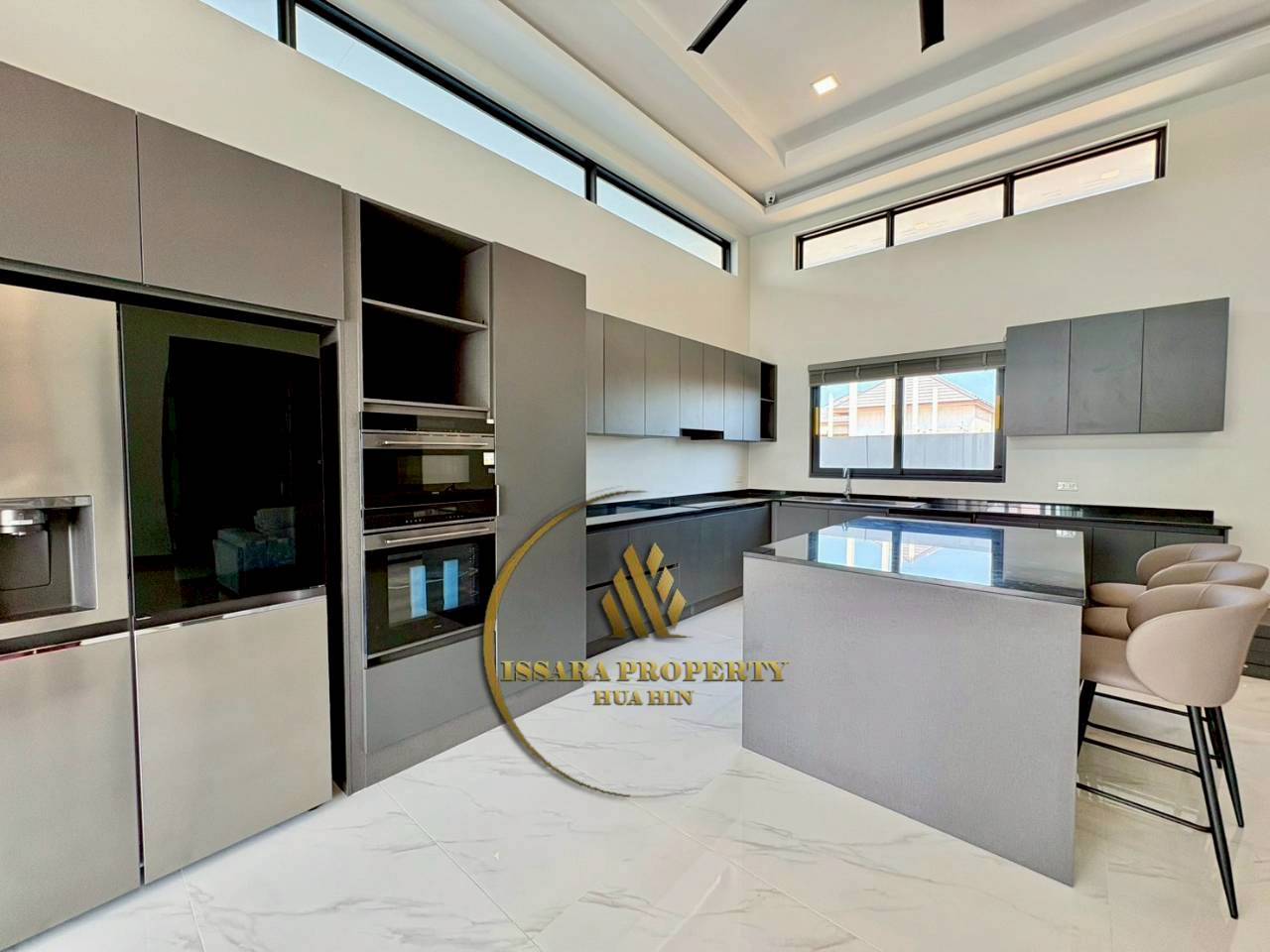 Exclusive 4-Bedroom Private Pool Villa – Luxury Living in Hua Hin For Sale