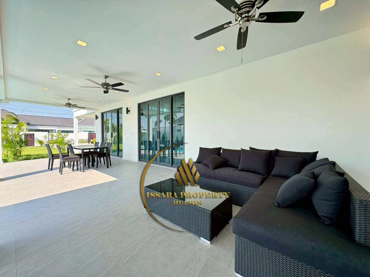 Exclusive 4-Bedroom Private Pool Villa – Luxury Living in Hua Hin For Sale