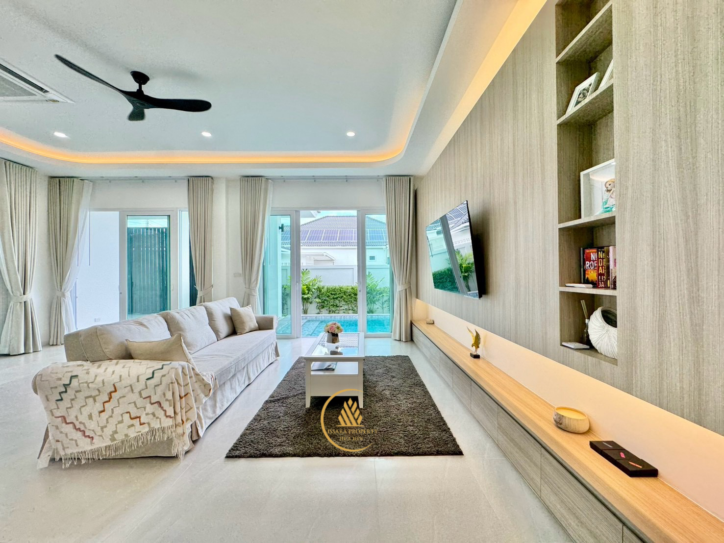 Modern Luxury Pool Villa Spacious Living in Hua Hin Soi 88 For Sale