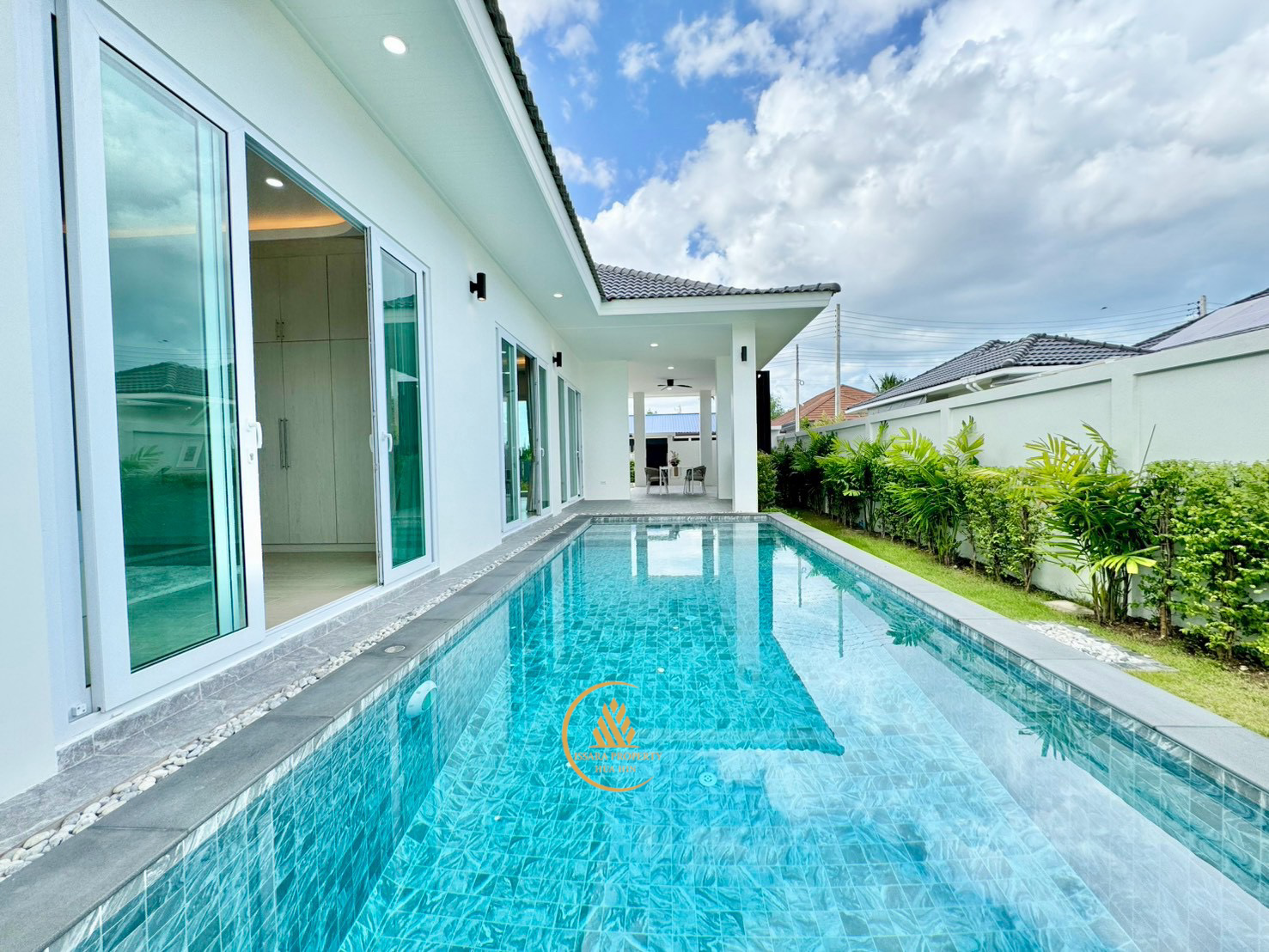 Modern Luxury Pool Villa Spacious Living in Hua Hin Soi 88 For Sale